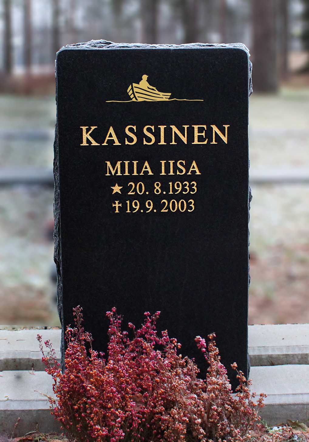 Uurnakivi, malli Kassinen